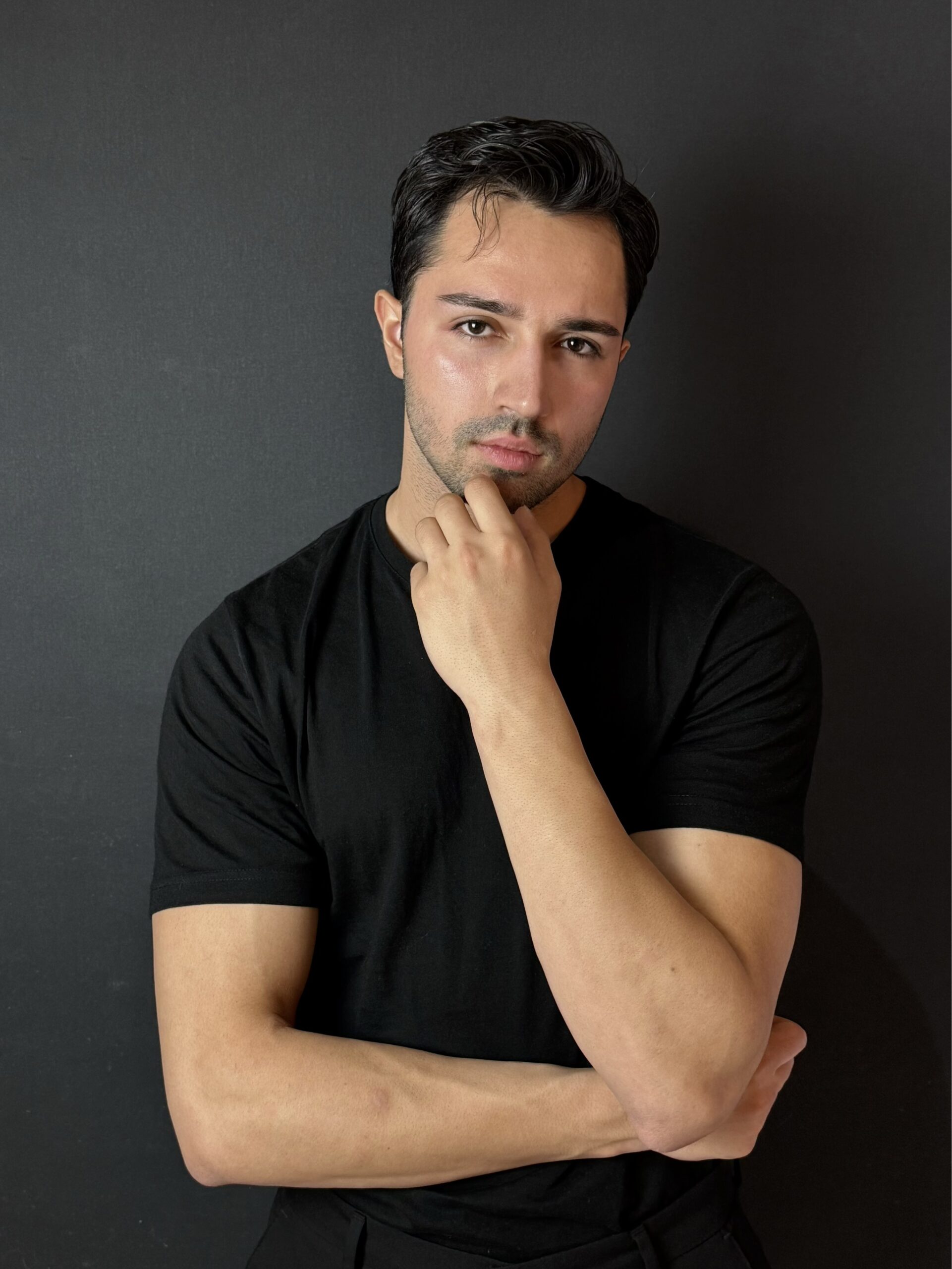 Ömer tuğra iş Ömer tuğra iş